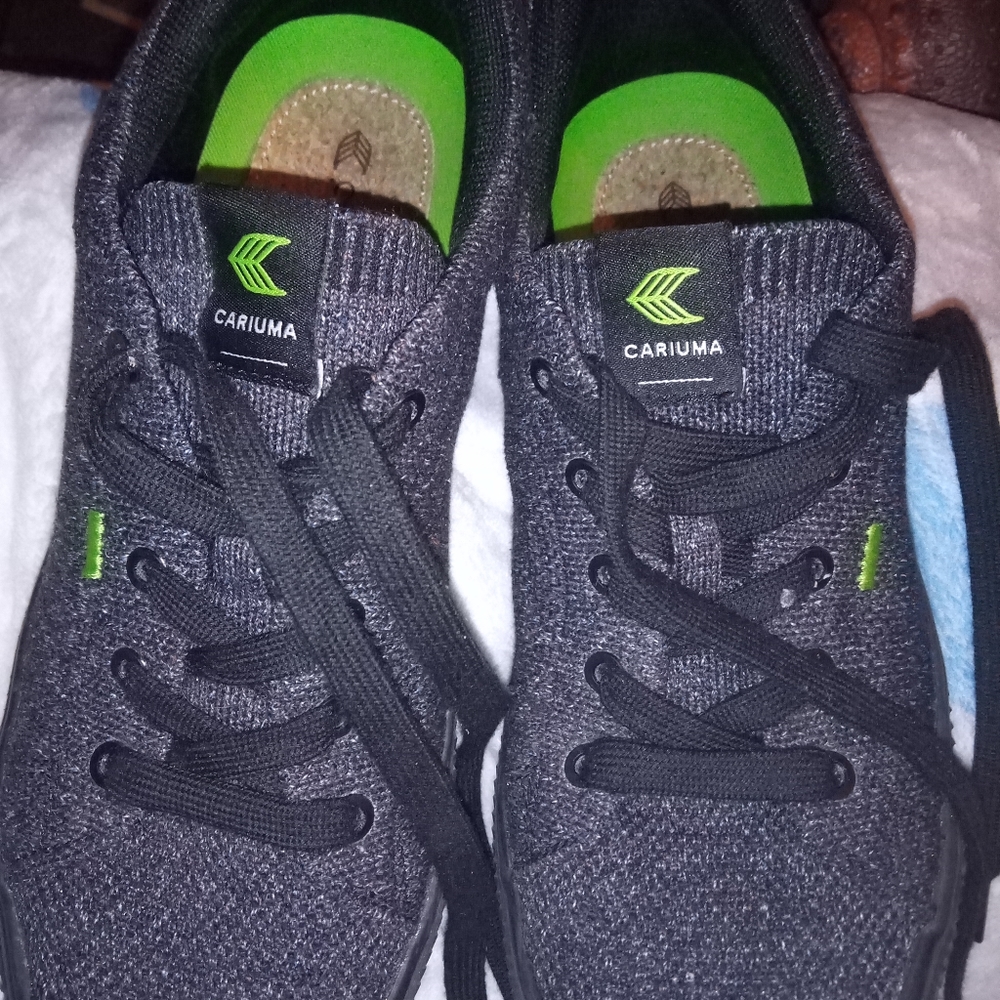 Women's shoes